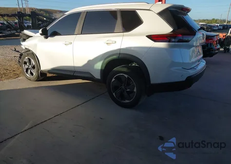 2025 Nissan Rogue Sv Fwd z USA, uszkodzony, nr VIN 5N1BT3BA8SC868395